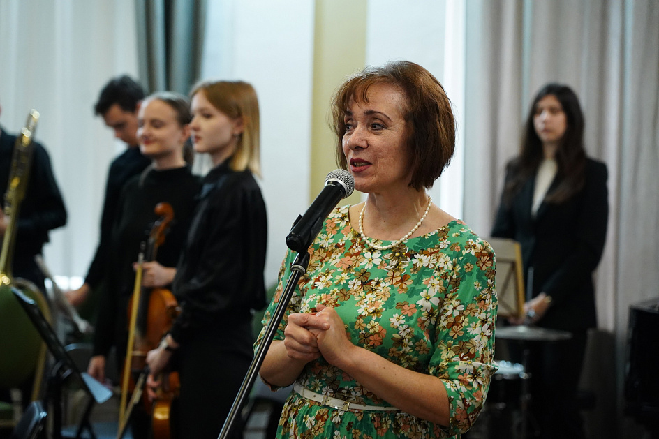 Двенадцать лет музыки