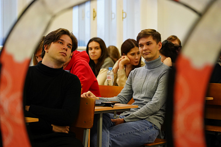 Разные поводы для встреч